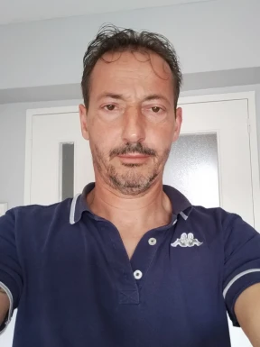 French men looking for love