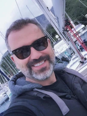 American men looking for love