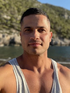 American men looking for love