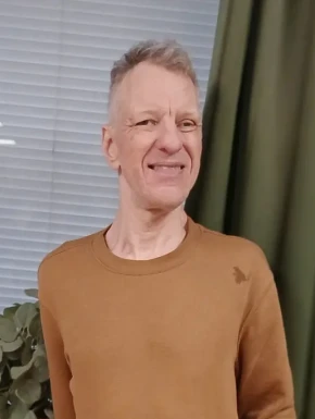 American men looking for love