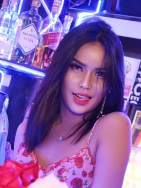 Thai girl for dating