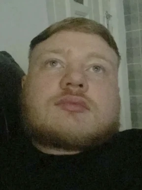 English men looking for love