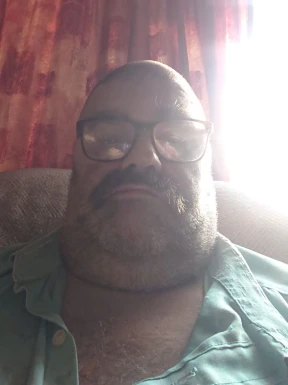 English men looking for love