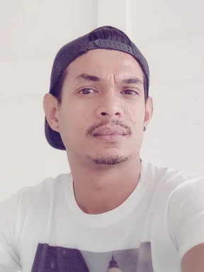 Foreign men for dating