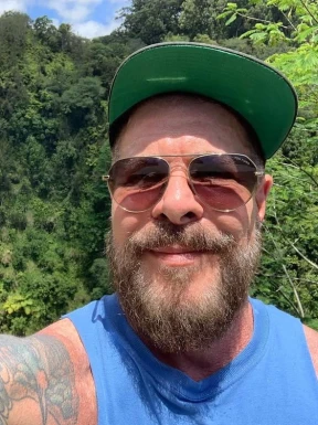 American men looking for love