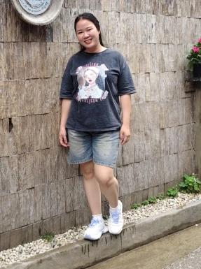 Thai girl for dating