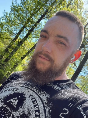 American men looking for love