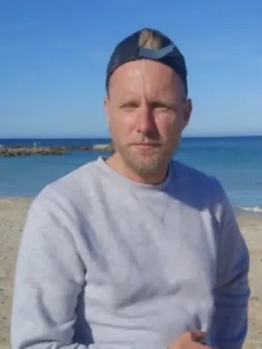 Foreign men for dating