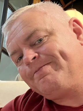 English men looking for love