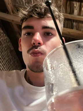 French men looking for love