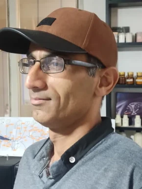 Foreign men for dating