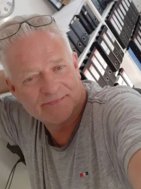 Foreign men for dating