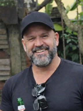 Foreign men for dating