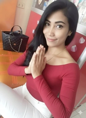 <span>Rattanaruedee, 40</span>&nbsp;<span style='width: 25px; height: 16px; float: right; background-image: url(/bitmaps/flags_small/TH.PNG)'>&nbsp;</span><br><span>Bangkok, Thailand</span>&nbsp;<input type='button' class='joinbtn' style='float: right' value='JOIN NOW' />