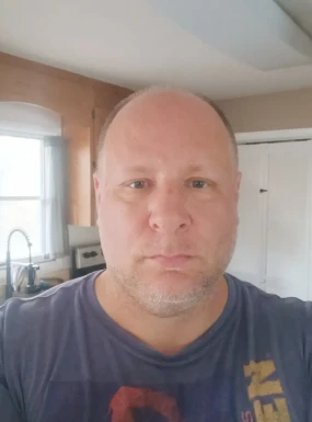 <span>Jason, 40</span>&nbsp;<span style='width: 25px; height: 16px; float: right; background-image: url(/bitmaps/flags_small/US.PNG)'>&nbsp;</span><br><span>Minnesota, United States of America</span>&nbsp;<input type='button' class='joinbtn' style='float: right' value='JOIN NOW' />