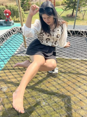 Thai girl for dating
